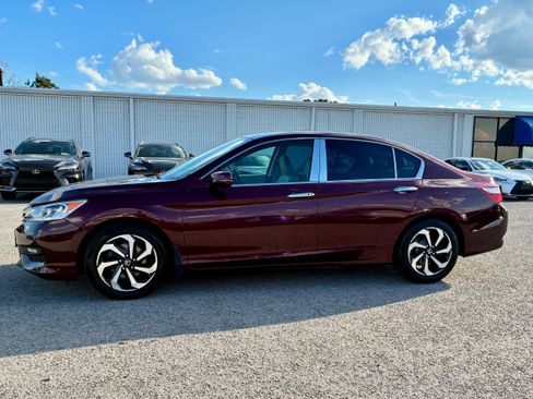 Used 2017 Honda Accord EX-L image 7