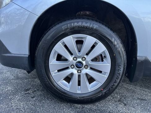 Used 2016 Subaru Outback 2.5i Premium image 22