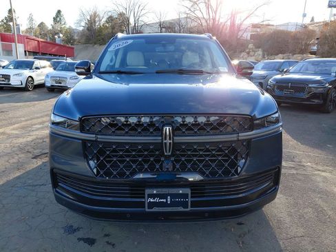New 2026 Lincoln Navigator L Reserve w/ Jet Appearance Package image 2