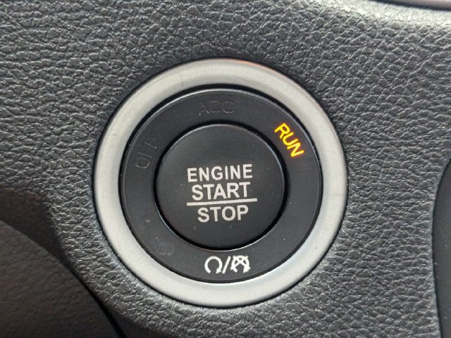Used 2023 Dodge Charger SXT RWD image 28