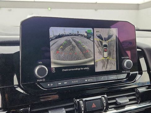 Used 2025 Nissan Pathfinder Rock Creek image 9