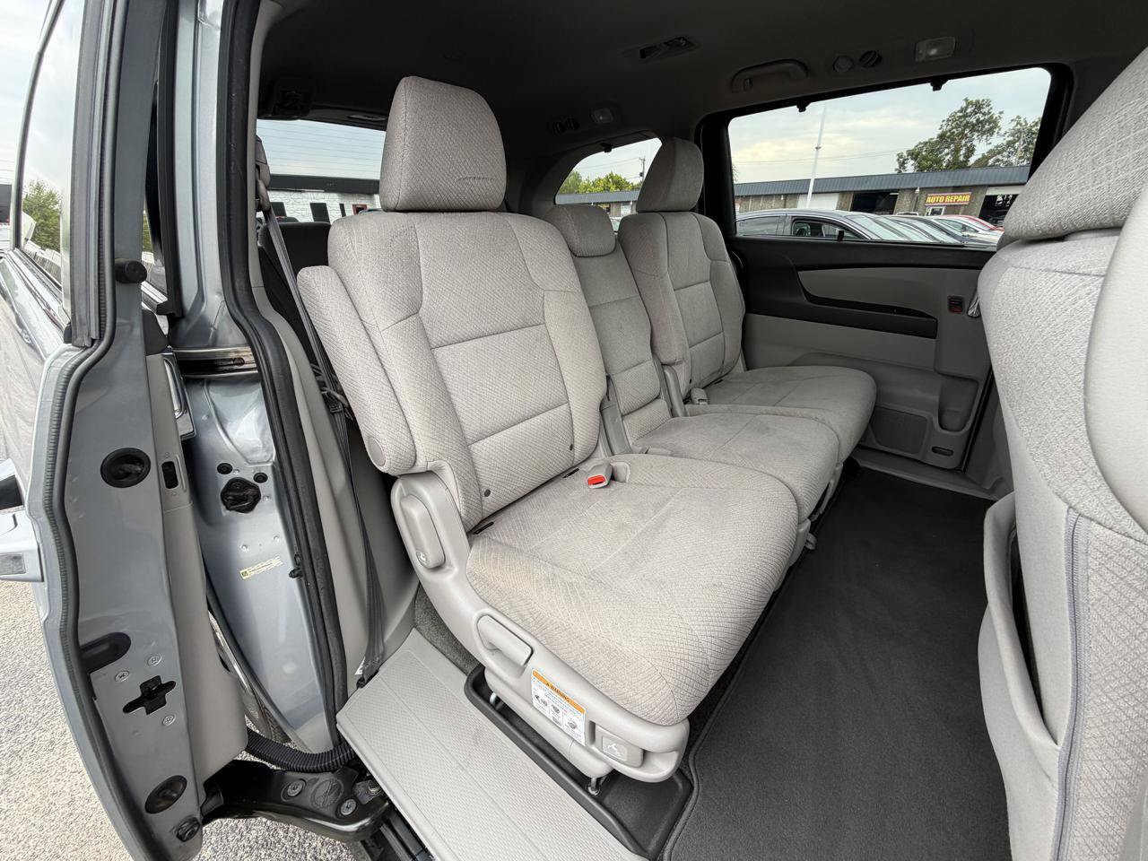 Used 2016 Honda Odyssey EX image 16