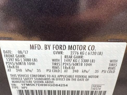 Used 2017 Ford Explorer XLT image 33