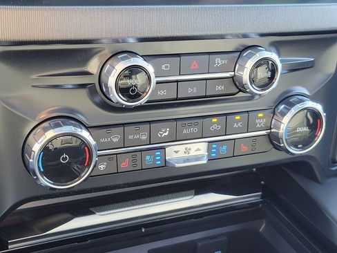 New 2026 Ford F350 Platinum w/ Tremor Off-Road Package image 19