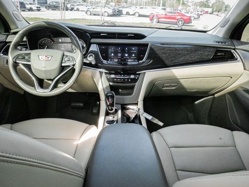 Used 2020 Cadillac XT6 Premium Luxury image 29