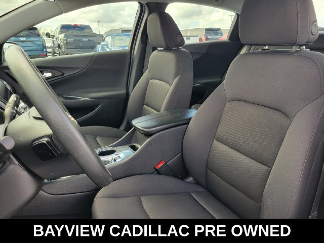 Used 2025 Chevrolet Malibu LT FWD image 15