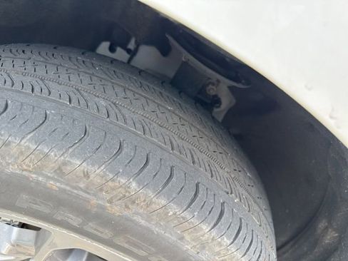 Used 2024 Ford Maverick XLT image 13