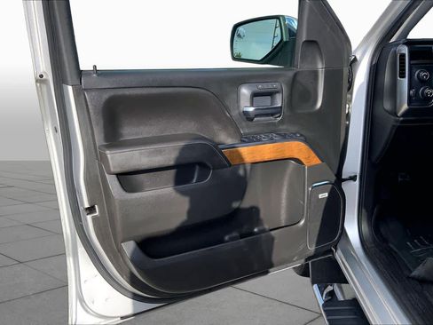 Used 2018 Chevrolet Silverado 1500 LTZ w/ Sport Package AWD/4WD image 21