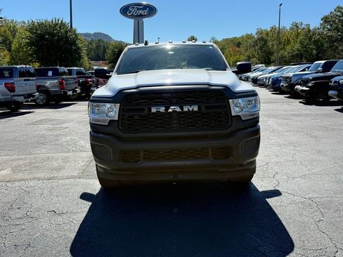 Used 2022 RAM 2500 Tradesman w/ Snow Chief Group image 9