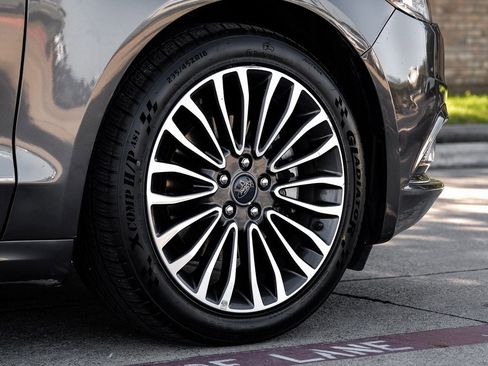 Used 2017 Ford Fusion Titanium image 71