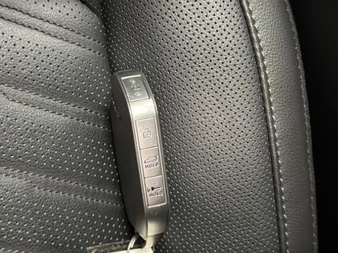 Used 2024 Kia Sorento SX Prestige AWD/4WD image 35