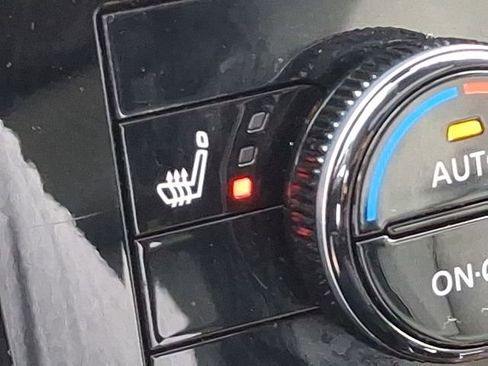 Used 2023 Nissan Armada SL image 31