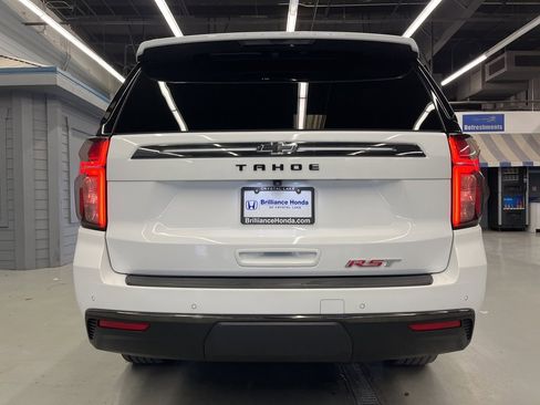 Used 2021 Chevrolet Tahoe RST w/ Luxury Package image 6