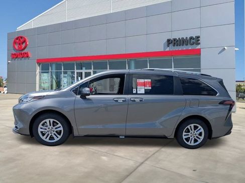 New 2026 Toyota Sienna Limited FWD image 7