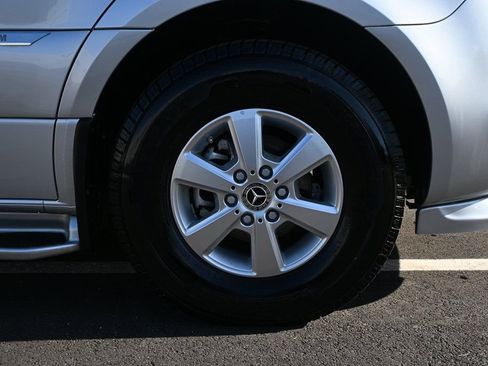 Used 2021 Mercedes-Benz Sprinter 2500 image 37