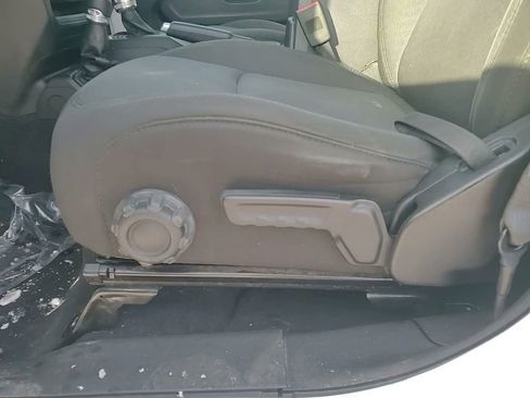 Used 2018 Jeep Wrangler Unlimited Sport S image 14