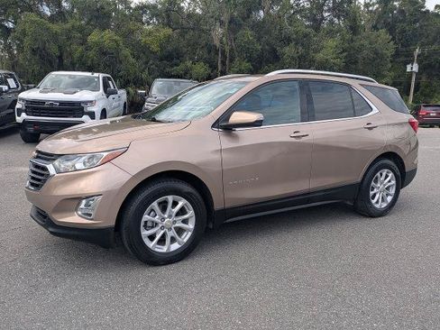 Used 2018 Chevrolet Equinox LT w/ LPO, Floor Liner Package AWD/4WD image 8