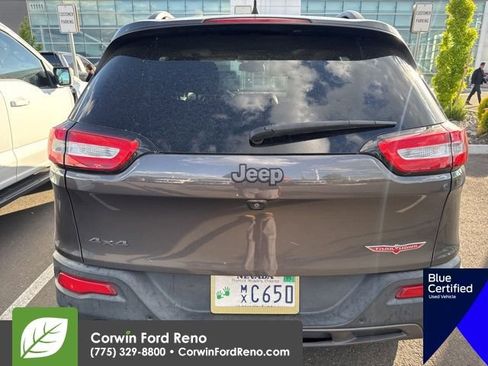 Used 2018 Jeep Cherokee Trailhawk w/ Quick Order Package 27L AWD/4WD image 6