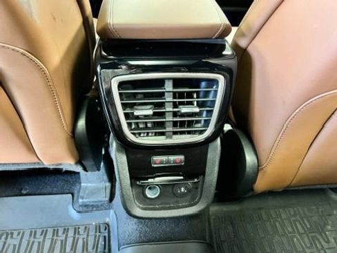 Used 2023 Lincoln Nautilus Reserve AWD/4WD image 20