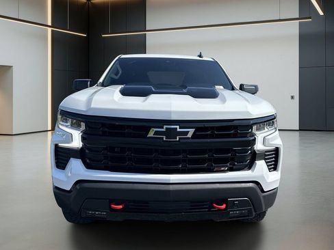 Used 2024 Chevrolet Silverado 1500 LT Trail Boss AWD/4WD image 9