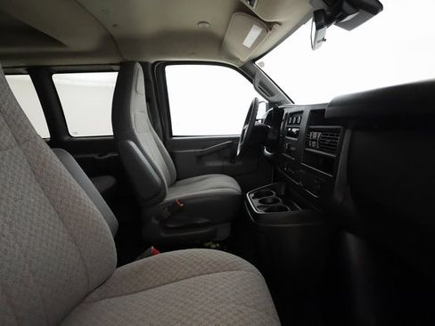 Used 2024 Chevrolet Express 3500 LT w/ LT Preferred Equipment Group image 22