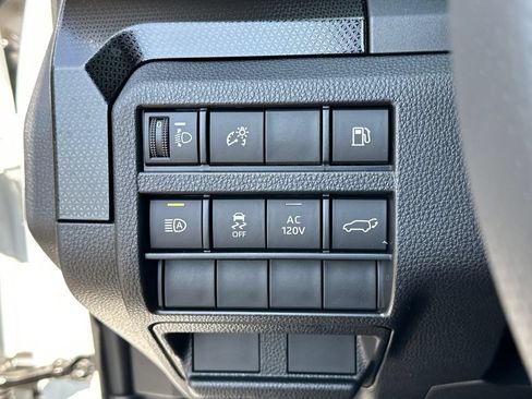 Used 2026 Toyota 4Runner Limited AWD/4WD image 22