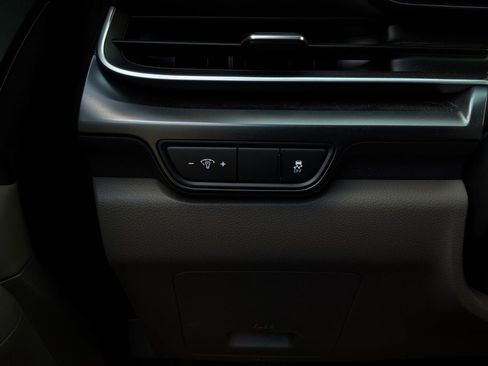 Used 2026 Kia Carnival FWD image 23