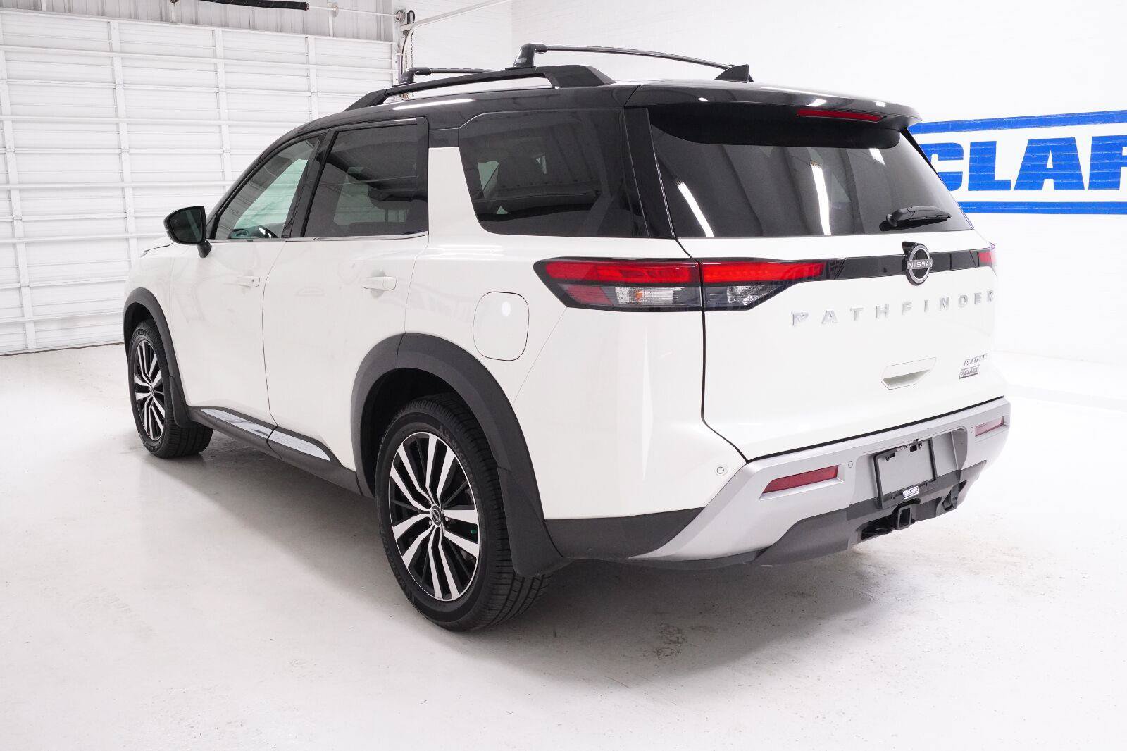 Used 2024 Nissan Pathfinder Platinum w/ Cargo Package FWD image 38