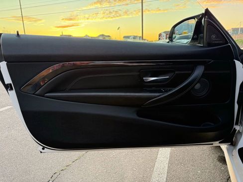 Used 2017 BMW M4 Coupe image 31