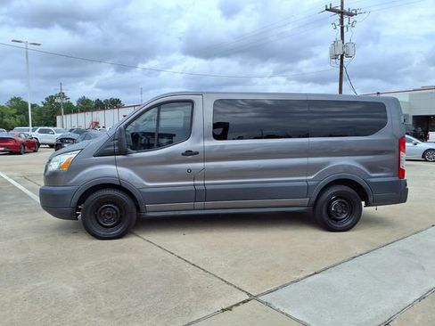 Used 2015 Ford Transit 150 XLT RWD image 9