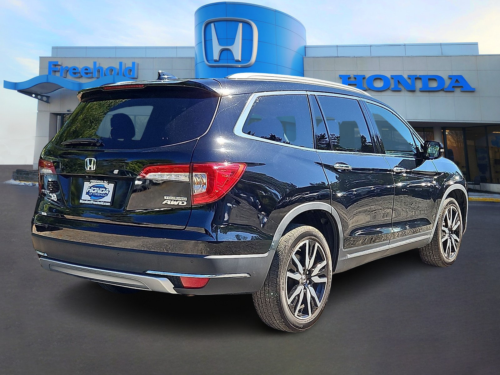 Used 2020 Honda Pilot Touring image 6