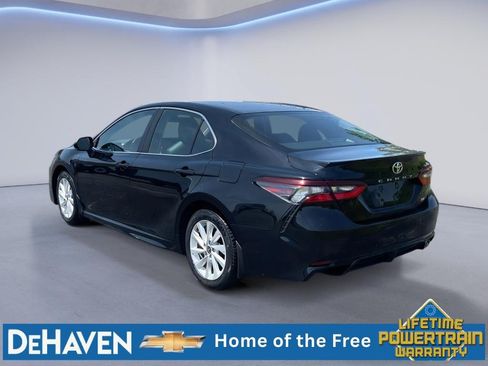 Used 2024 Toyota Camry SE FWD image 4