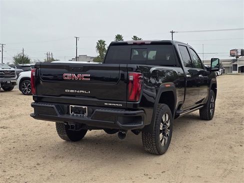 New 2026 GMC Sierra 2500 Denali w/ Denali Reserve Package image 5