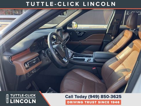 Certified 2022 Lincoln Aviator Reserve w/ Equipment Group 201A image 17