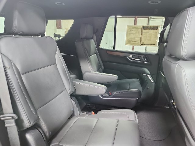 Used 2025 GMC Yukon Denali AWD/4WD image 41