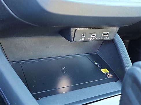 Used 2025 Subaru Forester Limited image 25