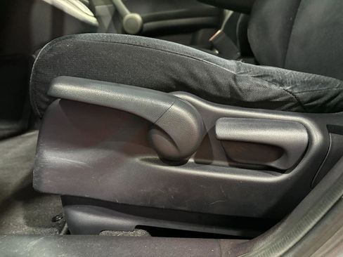 Used 2011 Honda CR-V EX image 24