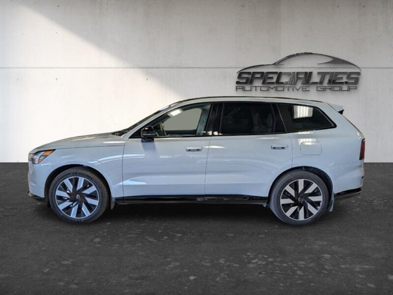 Used 2025 Volvo EX90 Ultra AWD/4WD image 7