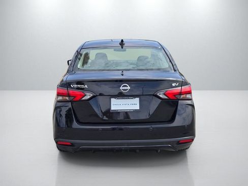 Used 2024 Nissan Versa SV FWD image 5