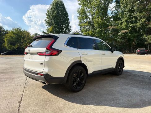 Used 2024 Honda CR-V Sport Touring image 9