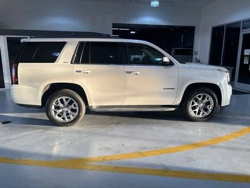 Certified 2016 GMC Yukon SLT w/ Open Road Package AWD/4WD image 9