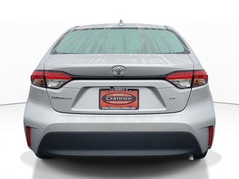 Certified 2025 Toyota Corolla LE FWD image 5