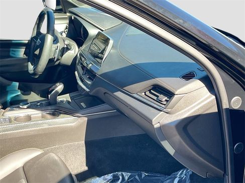Used 2023 Cadillac CT4 V image 27