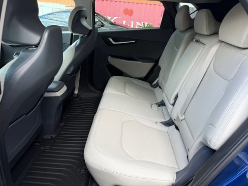 Used 2023 Kia EV6 Wind RWD image 16