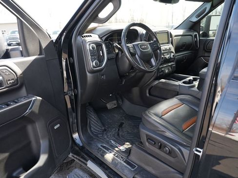Used 2020 GMC Sierra 3500 AT4 w/ AT4 Premium Package AWD/4WD image 13