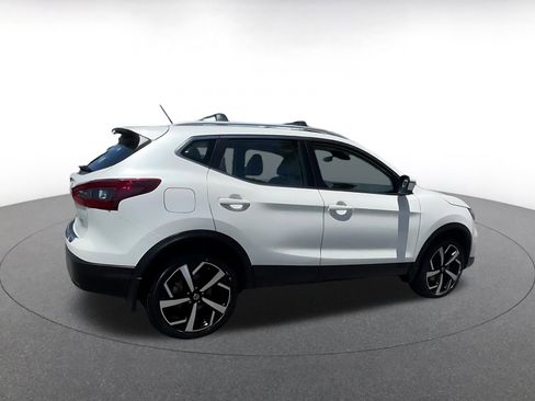 Used 2022 Nissan Rogue Sport SL image 15