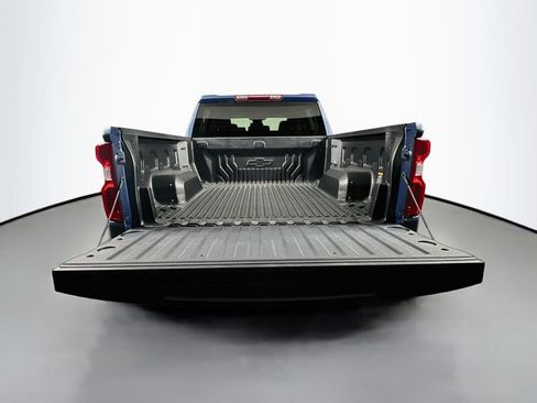Used 2024 Chevrolet Silverado 1500 LT AWD/4WD image 35