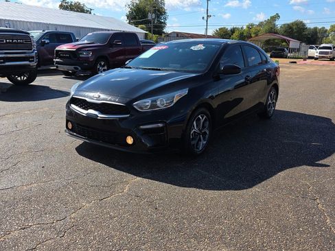Used 2021 Kia Forte LXS image 1