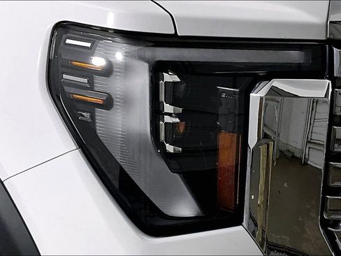 Certified 2025 GMC Sierra 2500 Denali w/ Denali Reserve Package AWD/4WD image 30