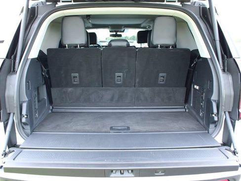 Used 2025 Ford Expedition Platinum w/ Driver's Package AWD/4WD image 14